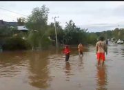 Sungai Pongkeru Lutim Meluap, 70 Rumah Warga Terendam Banjir
