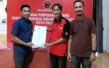 FKJ Pendaftar Pertama Calon Walikota Palopo di PDI Perjuangan