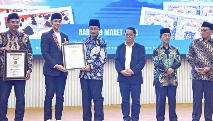 Kementerian Agama Raih Dua Rekor MURI atas Penulisan Mushaf Nusantara