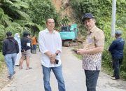 Hanya Hitungan 2 Jam, Jalan Longsor di Latuppa Sudah Dapat Dilalui