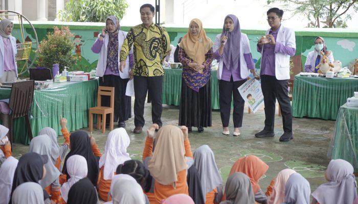 Pokja Bunda PAUD Luwu Kolaborasi PDGI Gelar Pemeriksaan Gigi Gratis