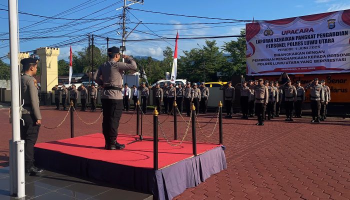Kapolres Luwu Utara Apresiasi 11 Personel Berprestasi, Usai Pimpin Upacara Kenaikan Pangkat