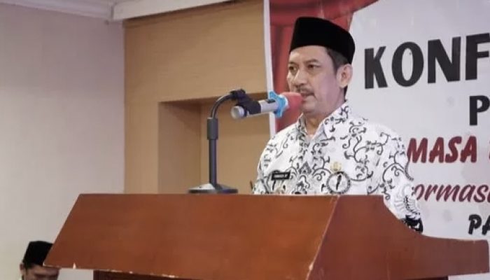 Pj Wali Kota Palopo Buka Konferensi Kota PGRI 2024–2029: Guru Penentu Masa Depan Indonesia Emas
