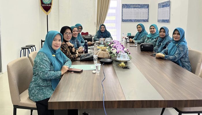 TP PKK Kota Palopo Ikuti Sosialisasi Implementasi Posyandu Berdasarkan Permendagri No. 13 Tahun 2024
