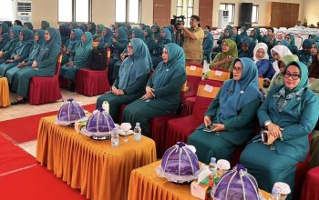 Peringati HKG ke-53, TP PKK Luwu Gelar Seminar Pola Asuh Anak dan Remaja di Era Digital