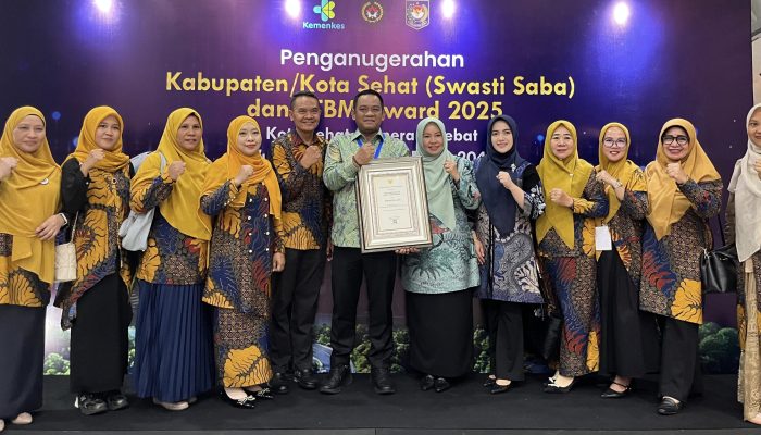 Kabupaten Luwu Raih Swasti Saba Wistara 2025, Bukti Komitmen Menuju Daerah Sehat dan Berkelanjutan
