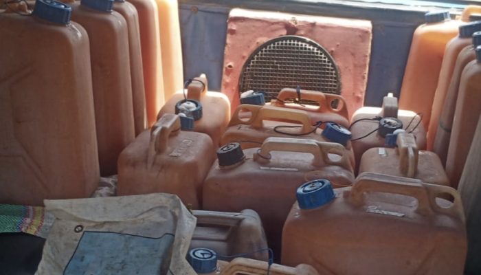 Polsek Wara Utara Amankan Ratusan Liter Ballo Asal Desa Seriti, Hendak Diedarkan di Palopo