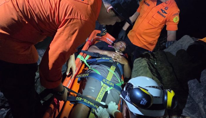 Pendaki Alami Patah Kaki di Gunung Bulu Saukang Maros Berhasil Dievakuasi