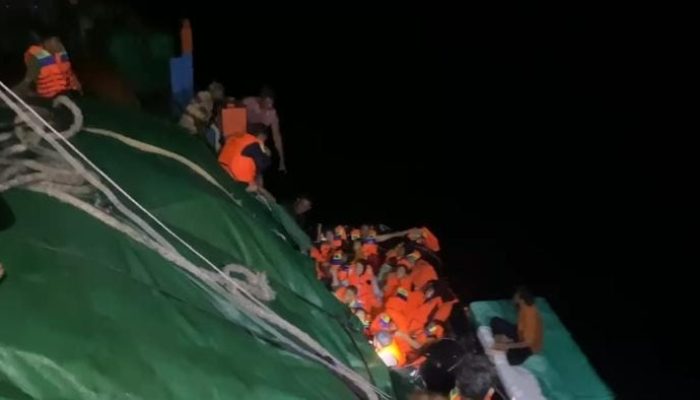Kapal Penumpang KM Nurul Salsa Tenggelam, 46 Selamat, 1 Tewas, 23 Masih Dicari