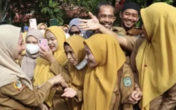 Apel Pagi Terakhir Bupati Indah: Pimpinan Bisa Berganti Tapi Pemerintahan Harus Terus Berjalan