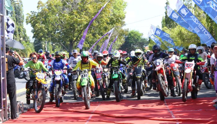 Ribuan Raider Meriahkan Wisata Alam Luwu 2025